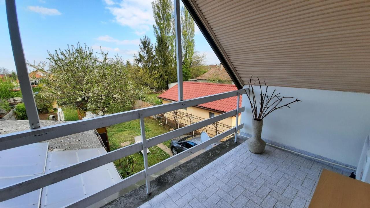 Apartamento Magdaléna Ház Balatonlelle Exterior foto